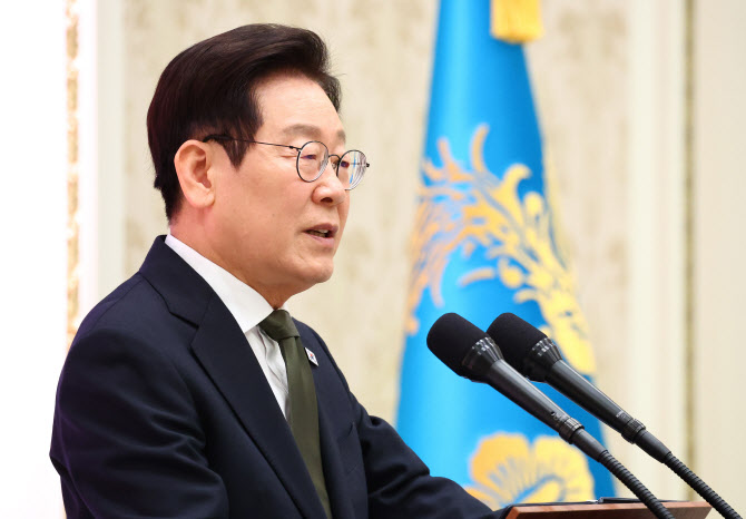 李대통령 국정 긍정평가 61%…2주 새 5%p↑[NBS]