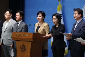 與, 황교안·박성재 영장 기각에 "유감 넘어 분노"