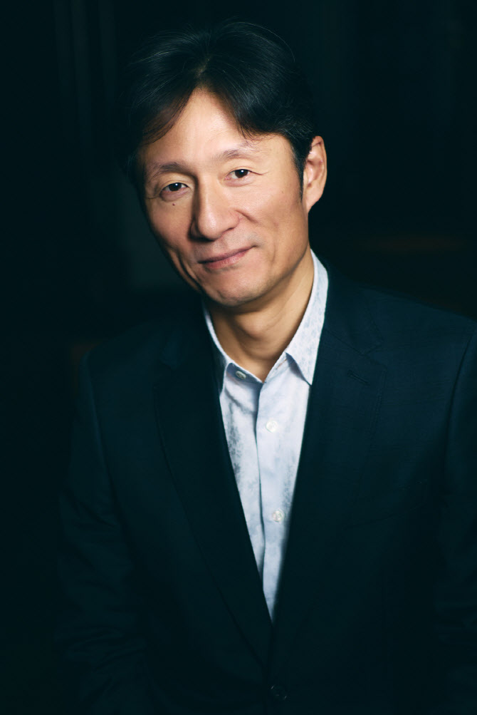 이상일 감독 "다시 만난 봉준호 '국보' 잘 봤다고...세세한 질문에 놀라" [인터뷰]...