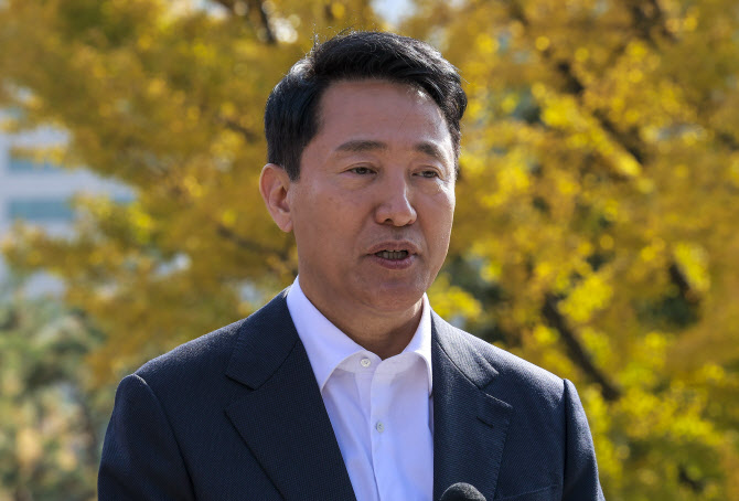 오세훈, 세운지구 개발 논란에 “김 총리, 조정자 역할 해야…곧 만날 것”