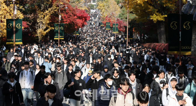 [포토]‘불수능’ 뒤 뜨거워진 논술 열기