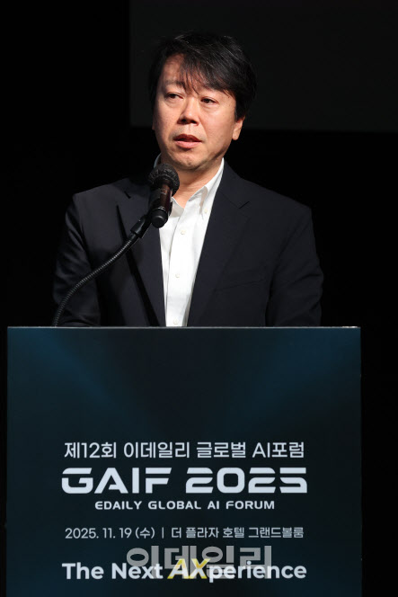 SKT “전화·문자로도 AI 사용…전 국민 AI 경험 확대 앞장”