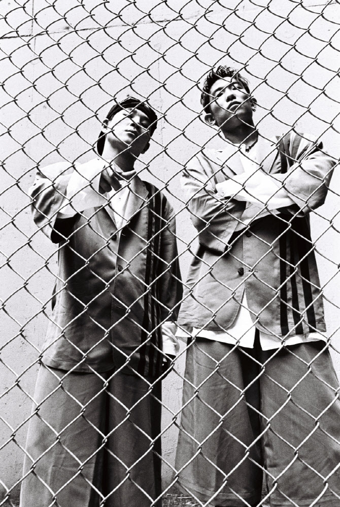 듀스 신곡 28년 만에 나온다…"AI로 故김성재 목소리 복원"