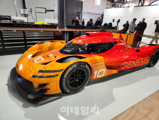 [르포]뚝심의 제네시스 10년, 정의선의 시선은 `新명차` 그 너머에