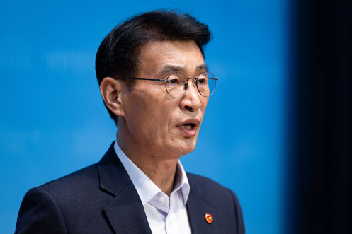 '사법부 농락' 비판한 與 "민주주의에 대한 공격"