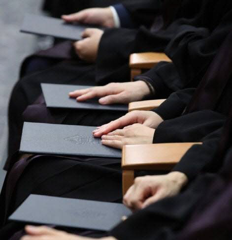 與, 내란특판 '당론 추진' 공식화…'헌법 위반' 피할 수 있을까