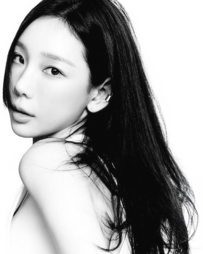 태연의 솔로 10주년… 새로운 시작에 건네는 '인사'