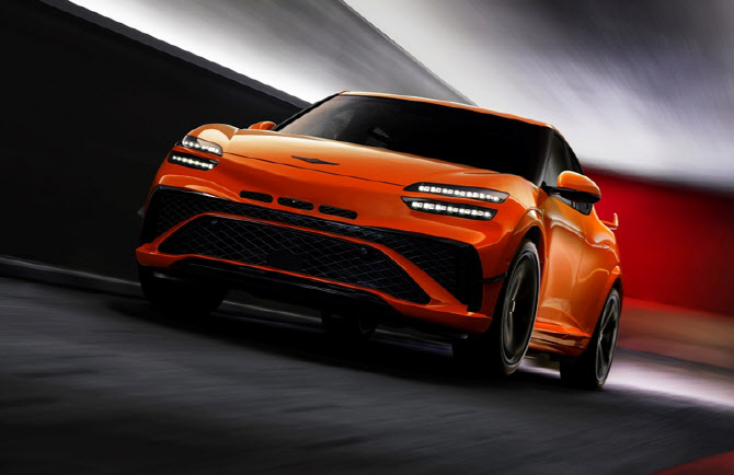 GV60 마그마, 佛 서킷서 성능·감성 `분출`…新명차 선언[타봤어요]