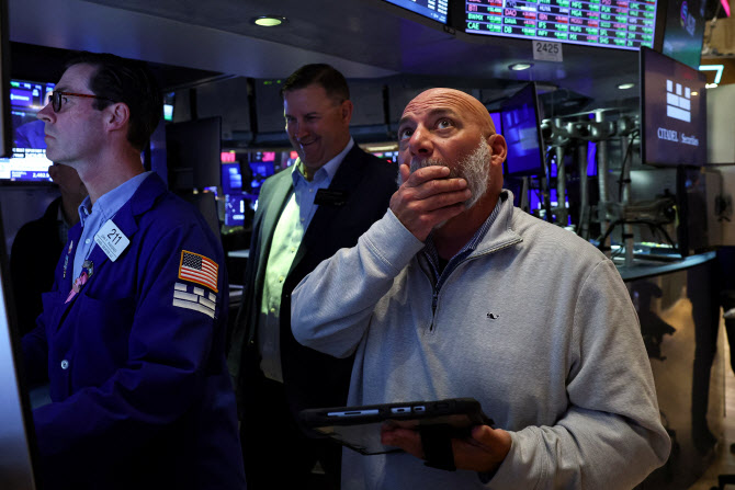 CFRA "내년 S&P500 전망치 7400…두자릿수 상승 가능"