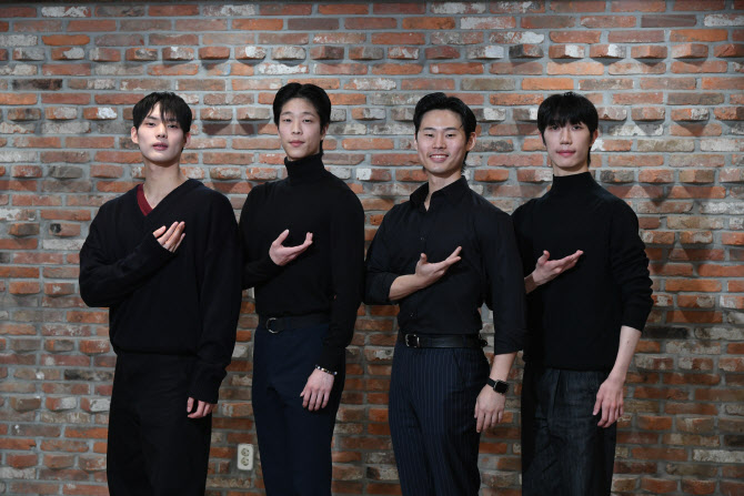 `스테파` 강경호·김유찬·정성욱…`갓` 흥행 잇는다