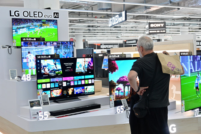 LG 올레드TV, 유럽서 '최고의 TV 브랜드' 선정