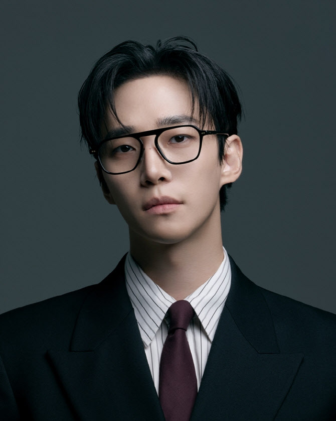 '태풍상사' 이준호 "1인 기획사 독립…팔자에 없던 사장 됐죠" [인터뷰]①