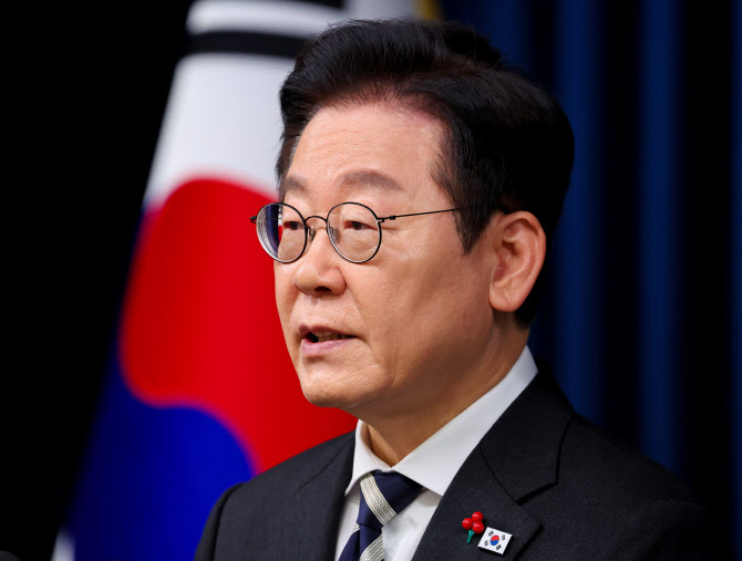 李대통령 “12·3 가담자 숨기고 넘어갈 수 없어…통합과 봉합은 달라”