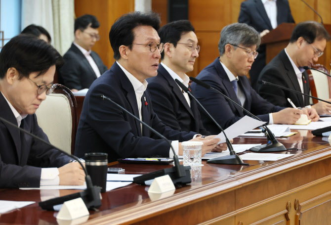 김총리 "산재사망 증가 엄중 인식…초단기적 성과 내야"