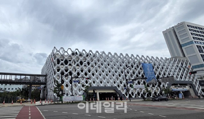 '전철역 환승주차장 늘어날까?'…경기도, 法 개정 건의