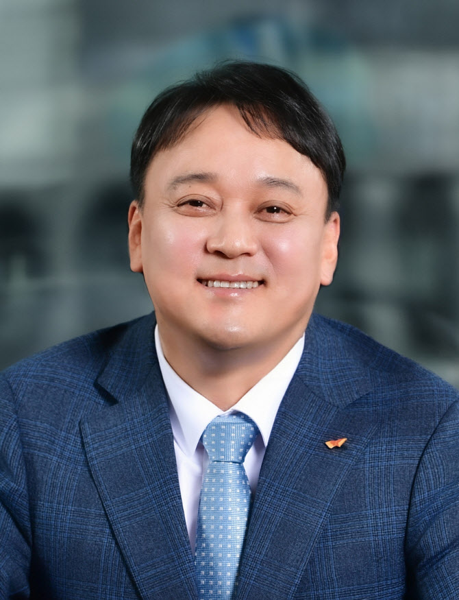 SK이노 임원 인사…김종화 SK지오센트릭 사장 선임