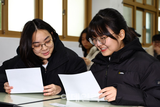 [포토] 대입 수능 성적표 배부