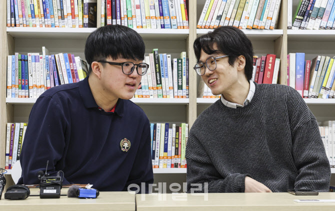 [포토] 수능 만점 핛생과 담임선생님
