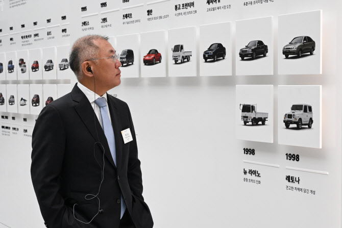 정의선 회장 `기아는 `다이아몬드`…다음 100년 향해 가자`(종합)