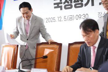 ‘장경태·현지누나’ 공격거리 넘쳐도…국힘 ‘계엄의 강’에서 허우적