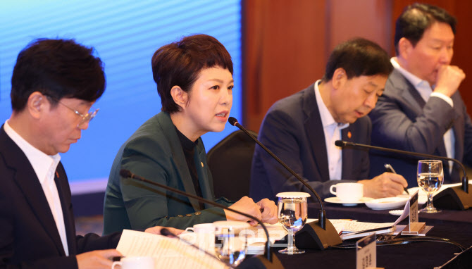 野김은혜, MZ 노조와 정책토론회…“기득권 노조 탈피해 대안 제시할 것”