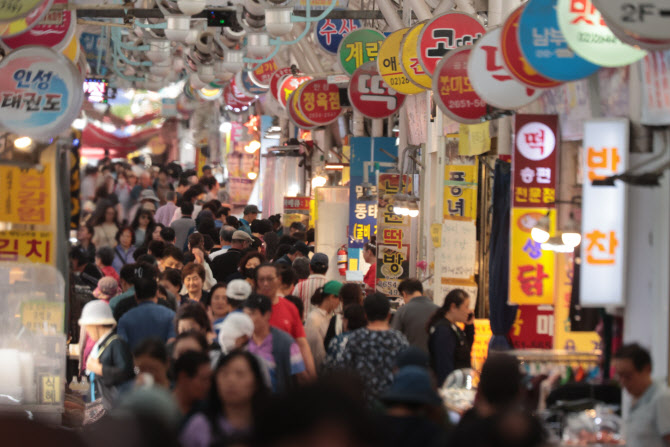 "20억 혜택 주인공은"…중기부, 2차 상생소비복권 당첨자 발표