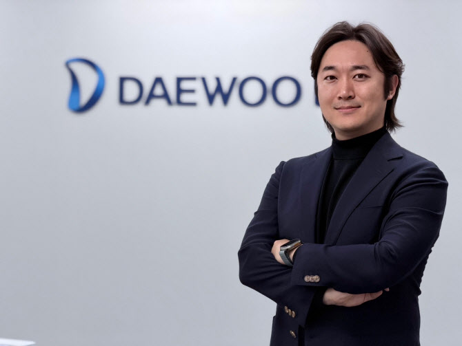 대우건설 "내년 건설 버티컬AI 출시…2주 걸리던 계약분석 10분만에"[only 이데일리]