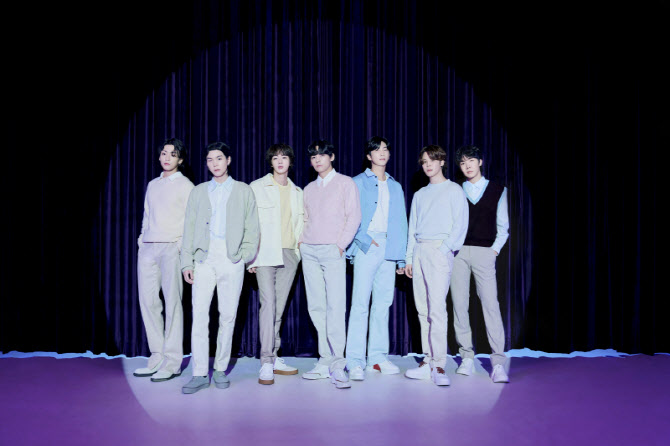 BTS, '착한 기부대상'서 대통령 표창 수상 "아미에게 영광 돌린다"
