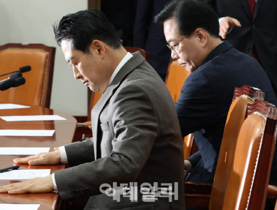 장동혁 대표 "李대통령, 국무회의 시간 종교 탄압 토론회로 만들어"