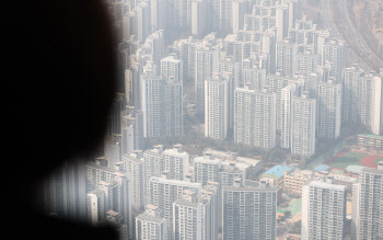 ‘똘똘한 한 채’ 쏠림에…다주택자 비중 2년 반만에 최저