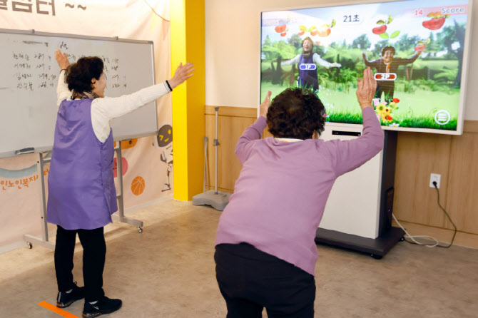 포천 ‘AI 사랑방’에 생긴 일, 돌봄·복지 AX 선도하는 경기도