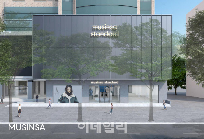 무신사, 중국 MZ 겨냥 상하이 진출…글로벌 1호점 개장