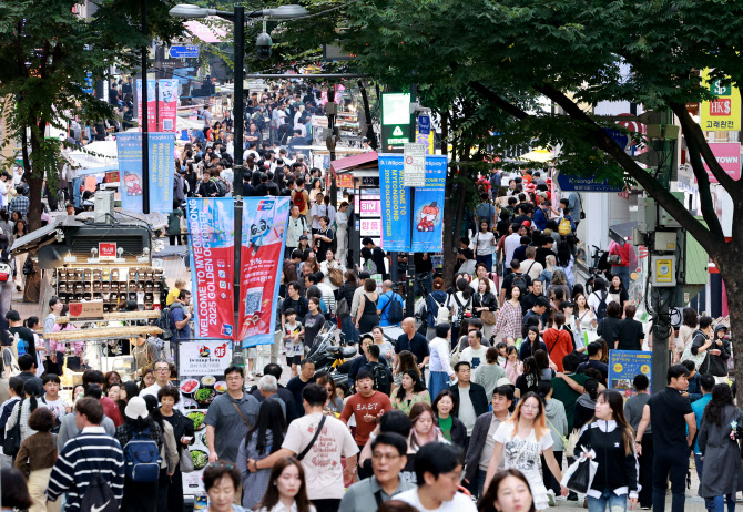 명동 등 관광숙박 특화구역 지정…용적률 최대 1.3배 완화