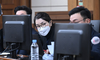 김건희·권성동·윤영호 모두 내달 28일 선고