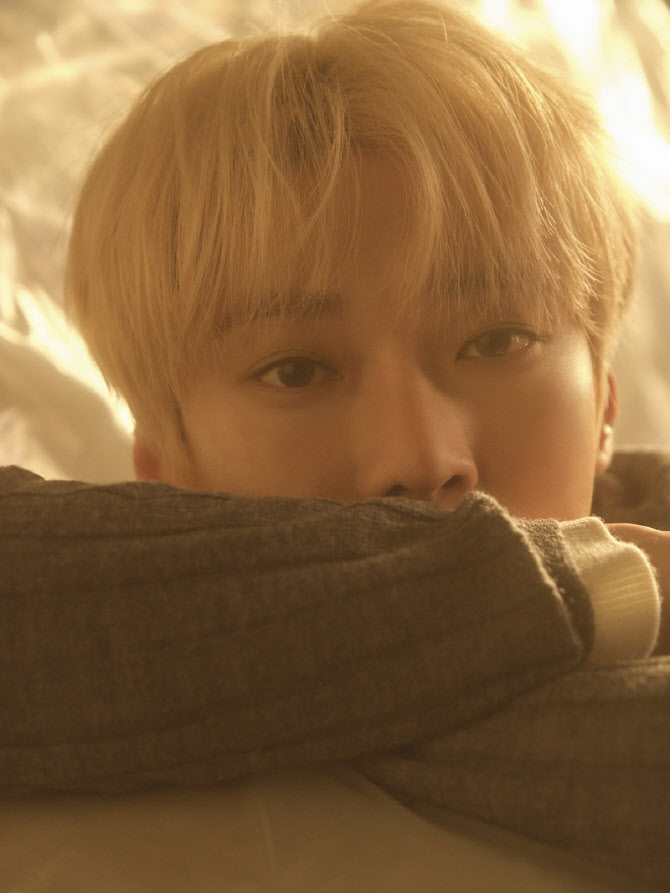 NCT 도영, 군백기란 없다… 써클 주간차트 2관왕