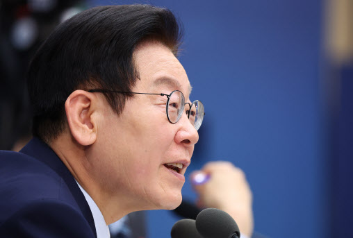 李대통령이 생중계를 선택한 이유는?