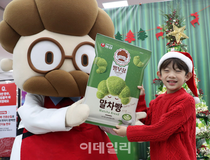 [포토] 말차 인기 힘입어 농심 '빵부장 말차빵' 출시