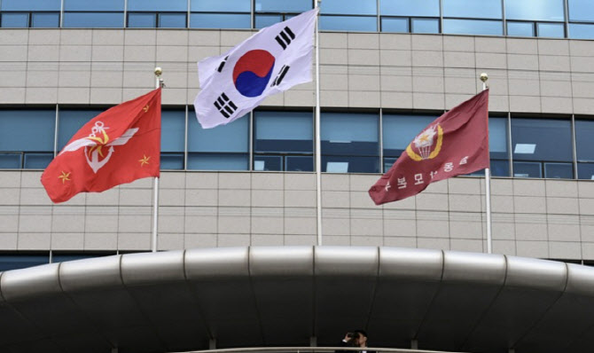 "23일 오후 6시 폭파"…국방부 겨냥한 협박글에 경찰 비상