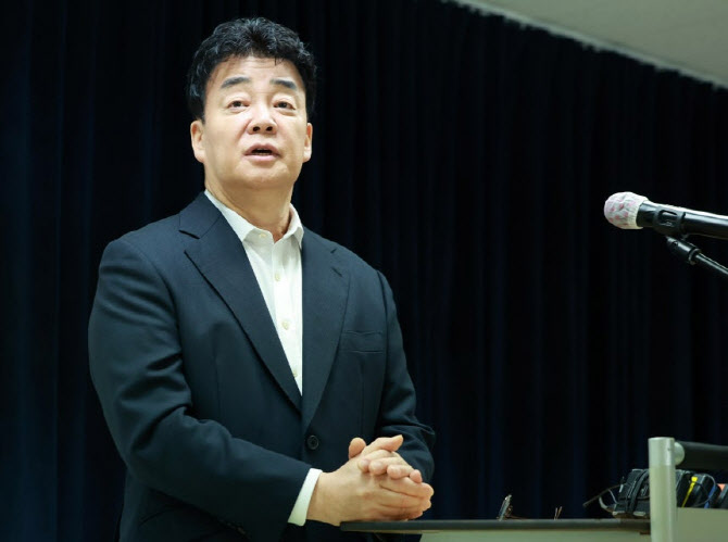 ‘백종원 측이 공익제보자 색출’은 허위보도…法, 3000만원 배상 판결