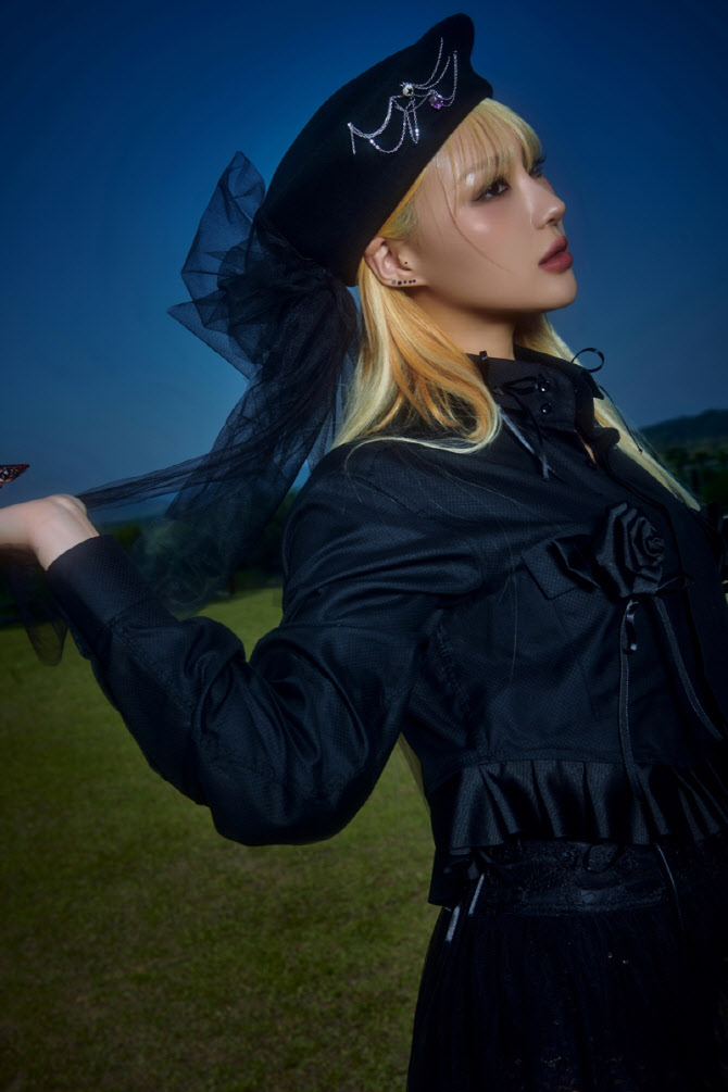 드림캐쳐 시연, 혼성밴드 보컬 됐다…'크록티칼' 결성