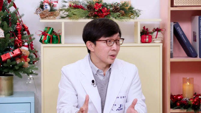 김숙 "담배·게임 한번에 끊어"…김붕년 교수 '극찬'(옥탑방의 문제아들)