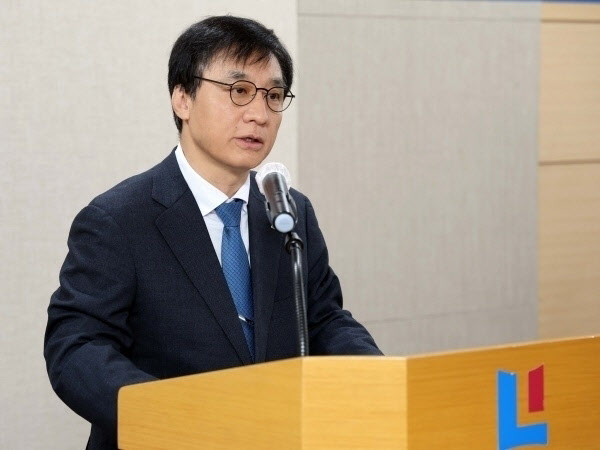 김철주 생보협회장 “소비자 보호·생산적 금융 전환 지원”