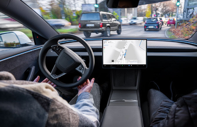 `美서 받은 충격 서울서도`…자율주행 전문가가 본 테슬라 `FSD`