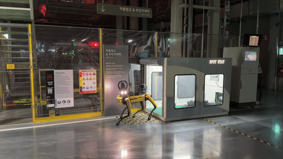 로봇경비의 새벽순찰 동행…화재 예방·환자 보고도 `척척`[르포]