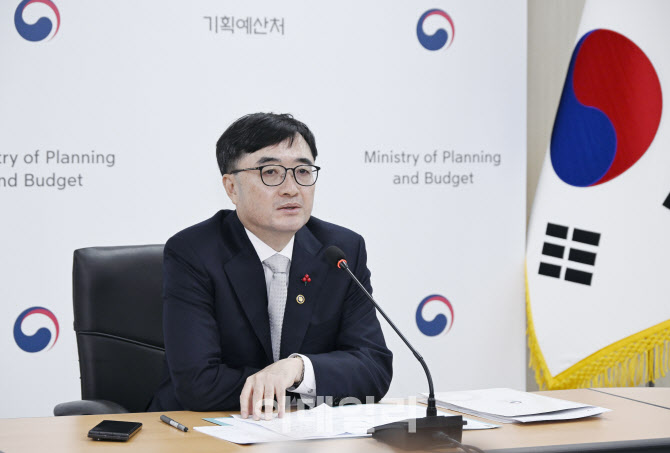 기획처 "구조개혁 초석 만드는 한 해…지속 성장 이뤄낼 것"