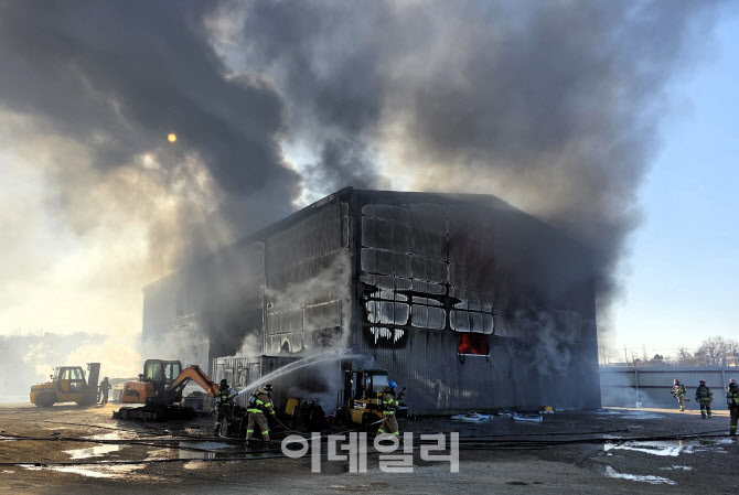 양주 은현면 자원순환시설 의류폐기물장에서 화재
