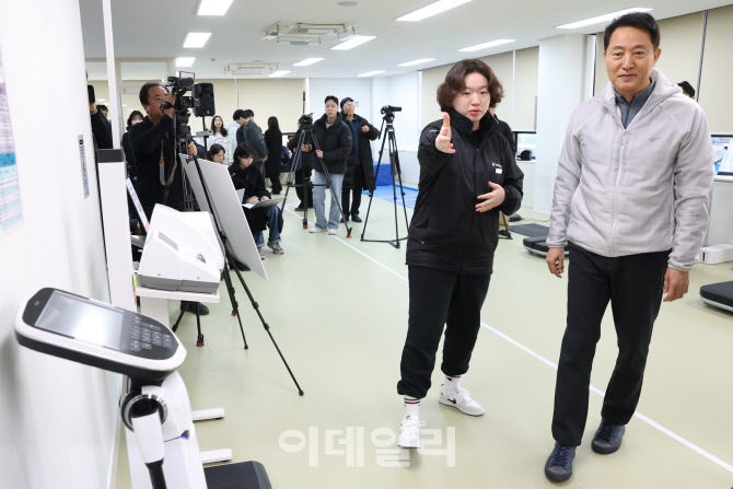 [포토]체력인증센터에 방문한 오세훈 서울시장