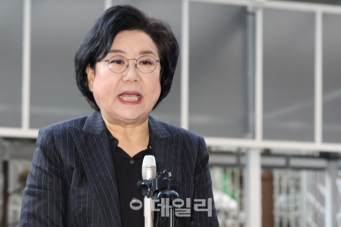 지명철회 안한 李대통령 “이혜훈, 전문성·실무경험·정무능력 두루 갖춰”