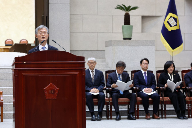 '성찰'로 시작한 새해…격변기 법조계가 던진 공통화두[현장에서]