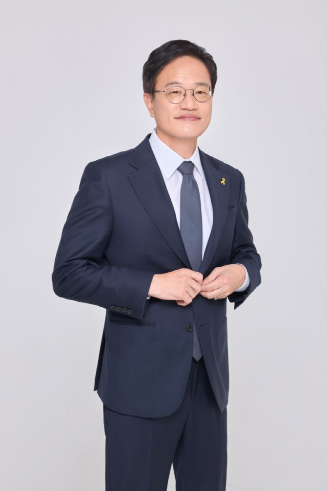 박주민 "용산·홍릉 등에 지분형 주택 年 3만호 공급"